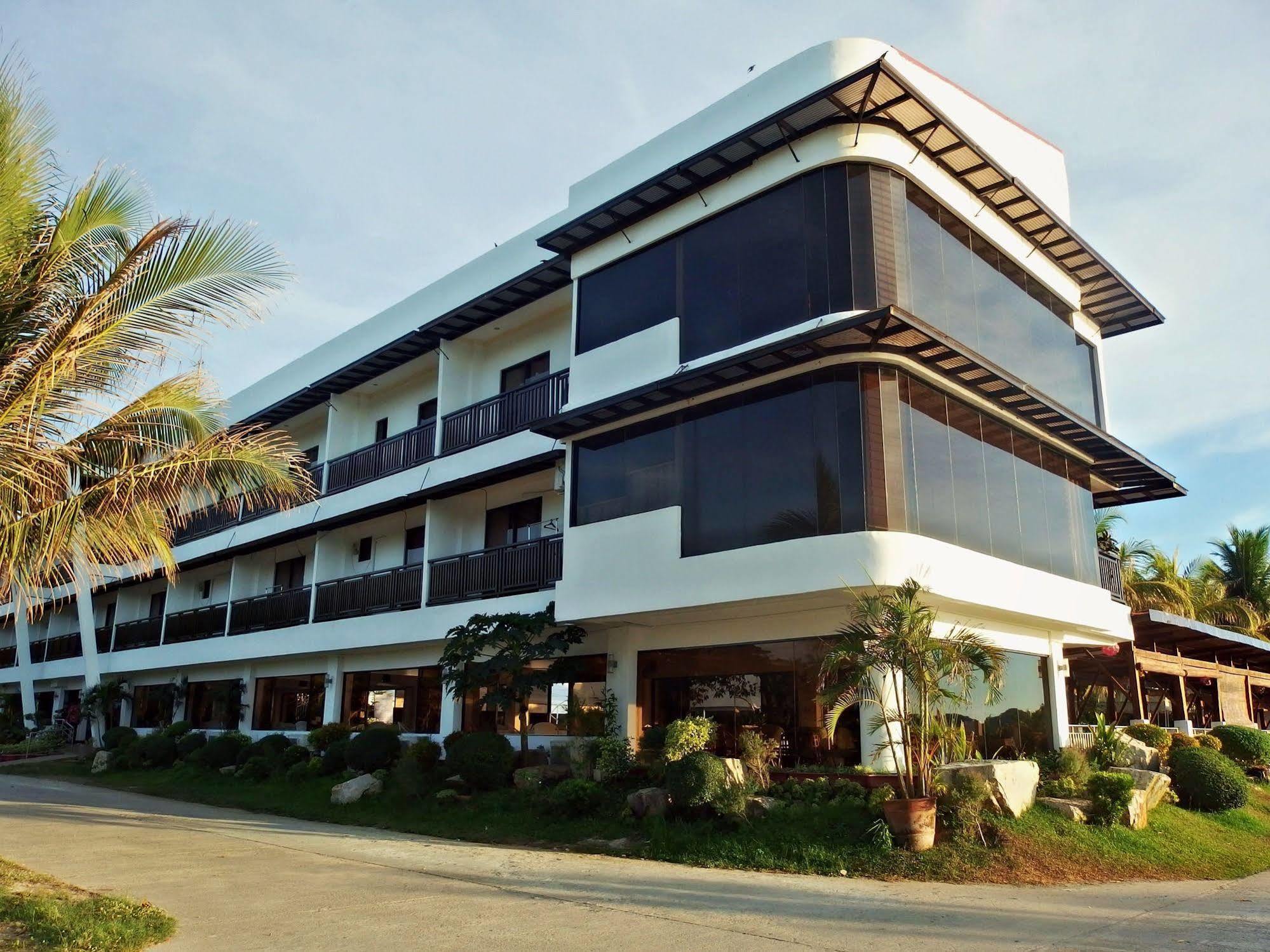 Sipalay Jamont Hotel Exterior photo