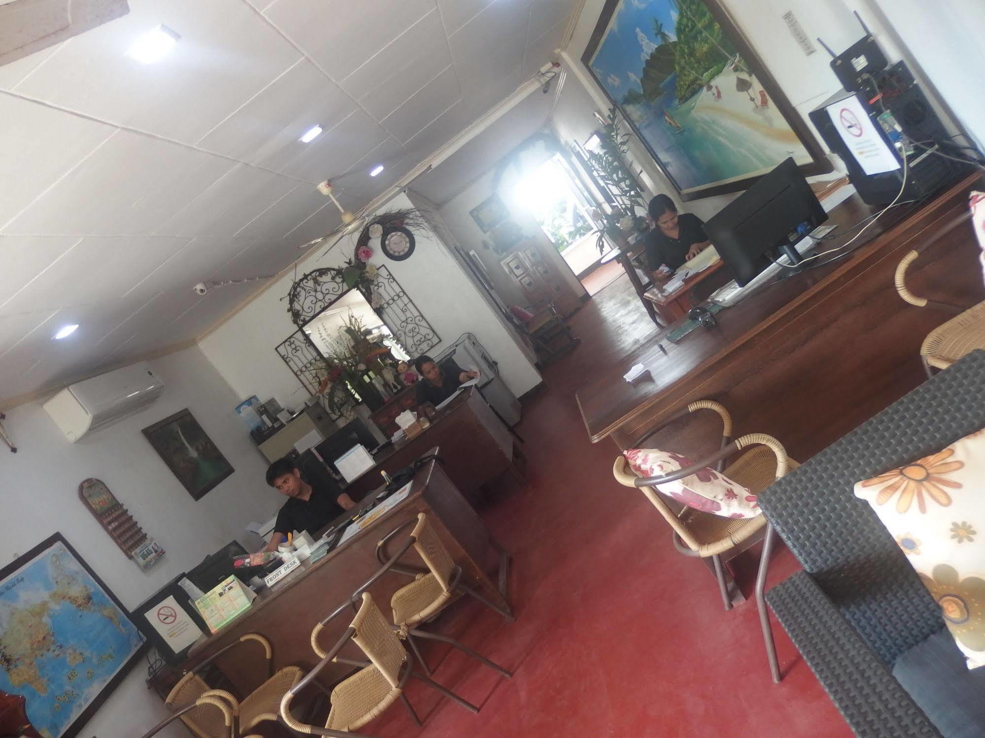 Sipalay Jamont Hotel Exterior photo