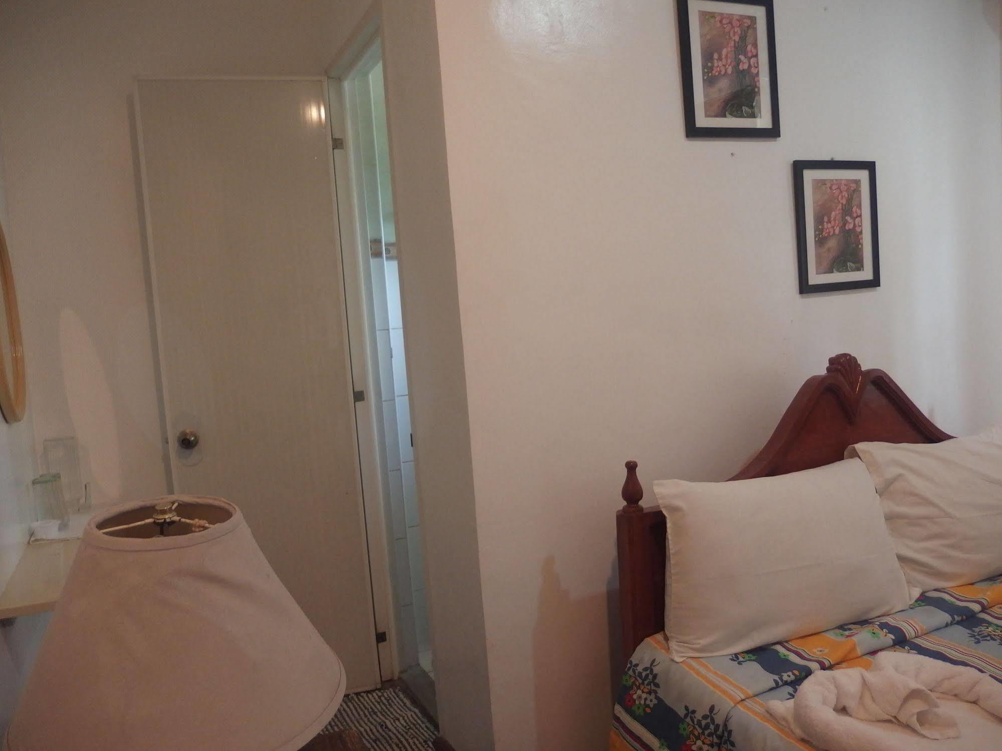 Sipalay Jamont Hotel Exterior photo