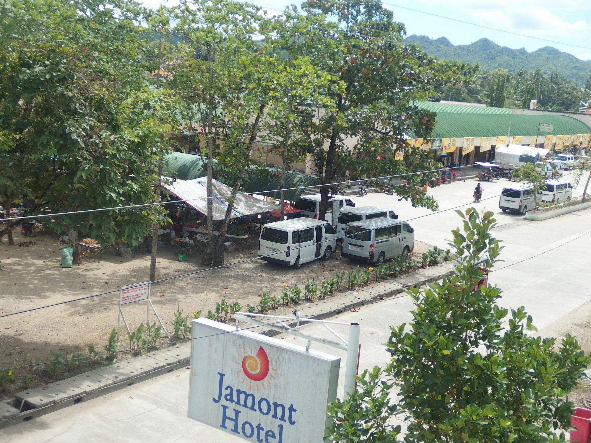 Sipalay Jamont Hotel Exterior photo