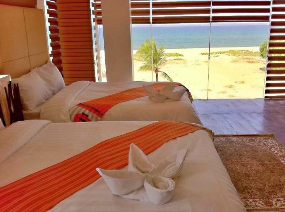 Sipalay Jamont Hotel Exterior photo